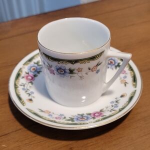 Set of 2 Vintage Floral Chinese Teacups with Saucers Gold Rim